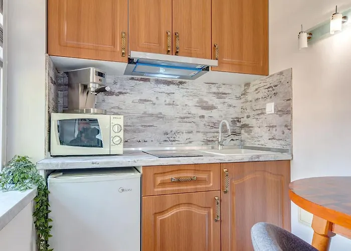 Forestside At Stream דירה Stoykite