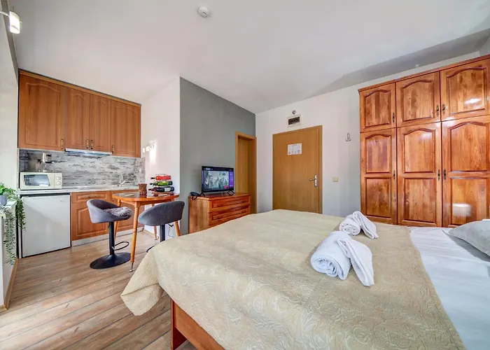 Forestside At Stream דירה Stoykite